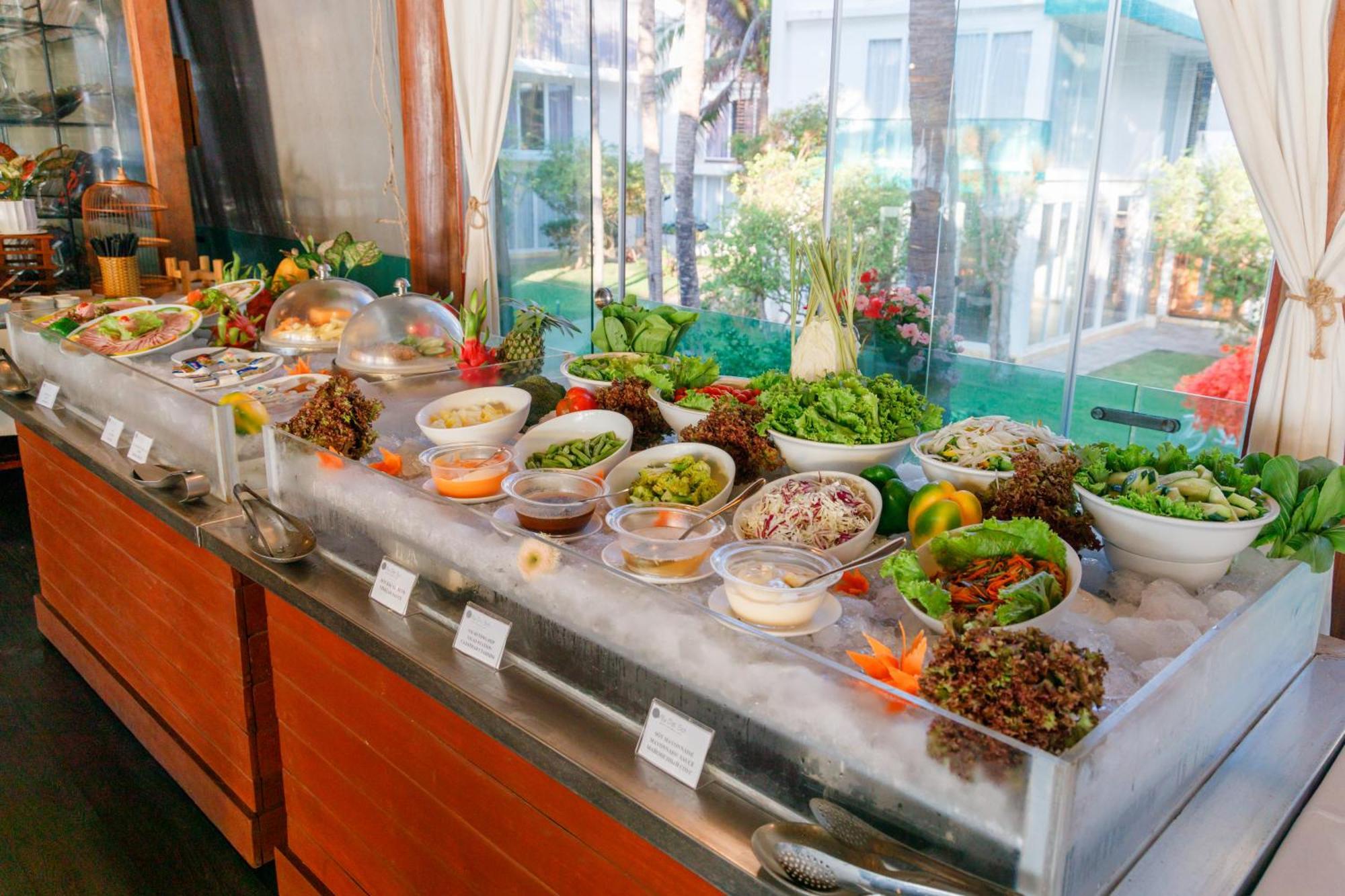 Villa Del Sol Beach Resort & Spa Phan Thiết Buitenkant foto
