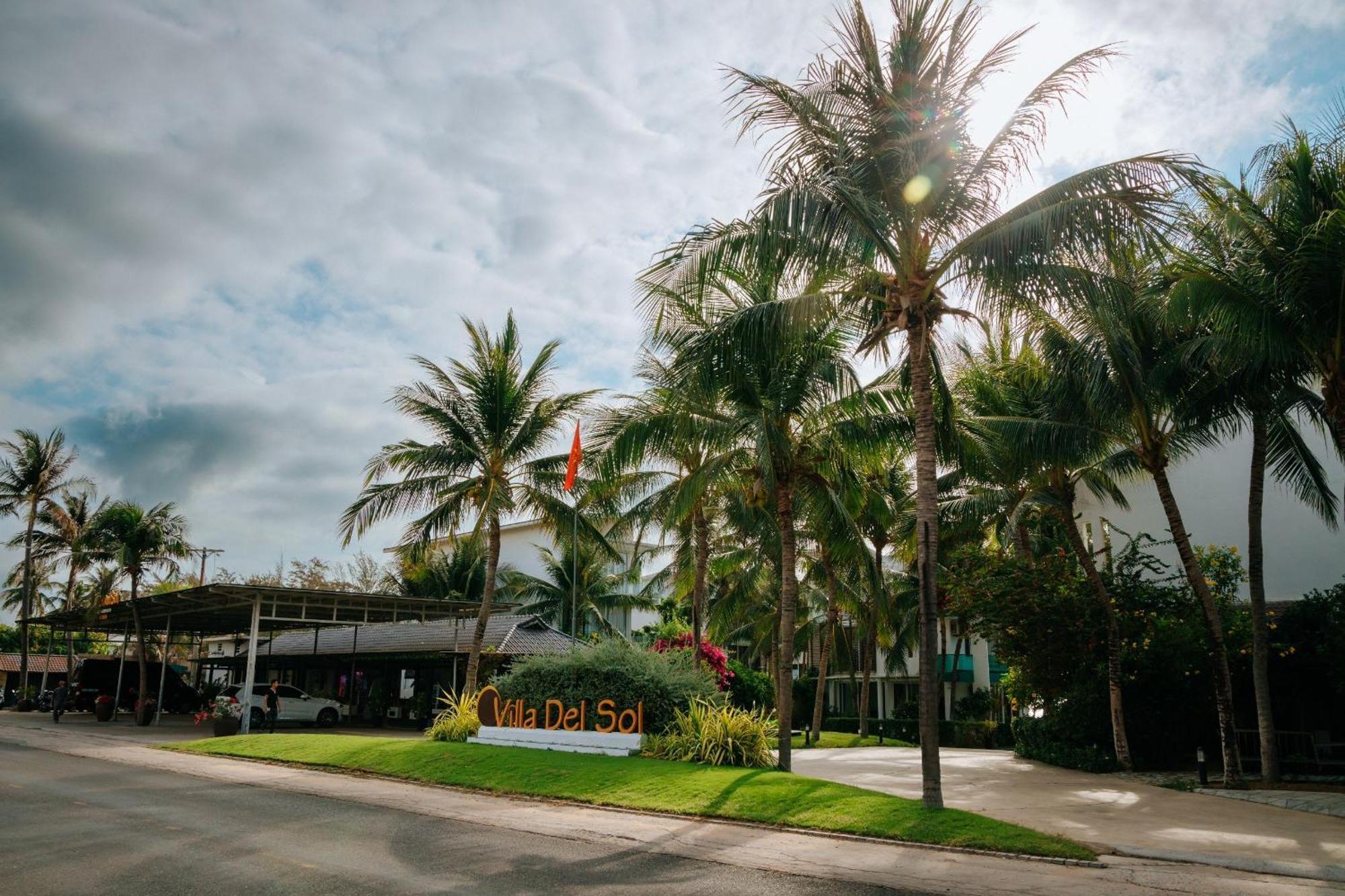 Villa Del Sol Beach Resort & Spa Phan Thiết Buitenkant foto
